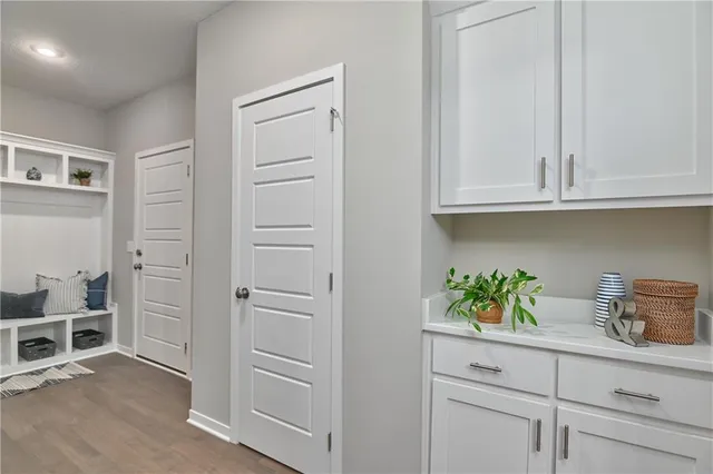 $649,950 | 6118 Lewis Drive, Shawnee, KS 66226