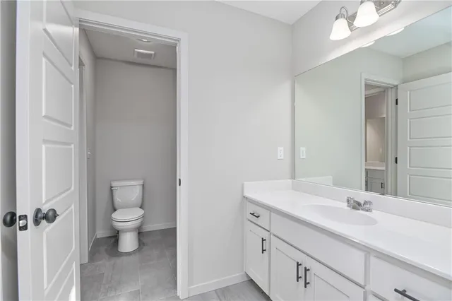 $649,950 | 6118 Lewis Drive, Shawnee, KS 66226