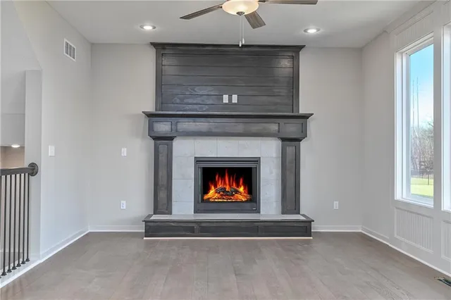 $649,950 | 6118 Lewis Drive, Shawnee, KS 66226