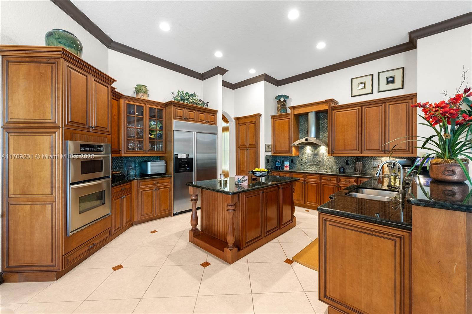 15045 Southwest 37th Street Davie, FL 33331 - Photo 14 of 57