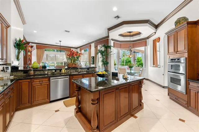 $2,299,900 | 15045 Southwest 37th Street, Davie, FL 33331