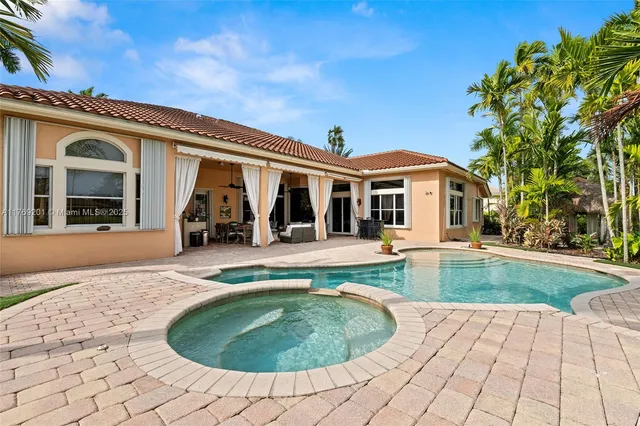 $2,299,900 | 15045 Southwest 37th Street, Davie, FL 33331