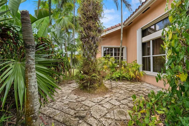$2,299,900 | 15045 Southwest 37th Street, Davie, FL 33331