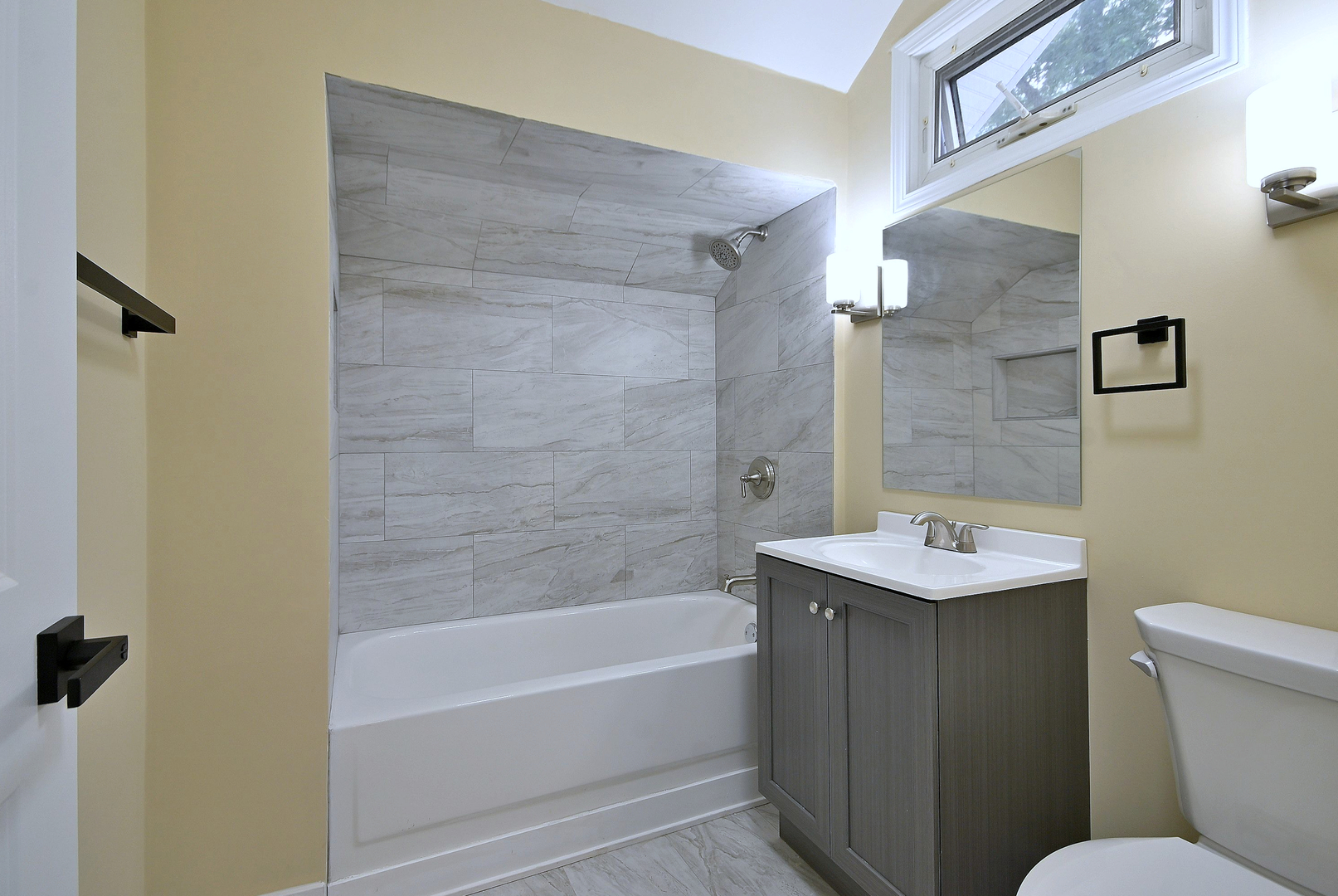 6424 Sinclair Avenue Berwyn, IL 60402 - Photo 34 of 56