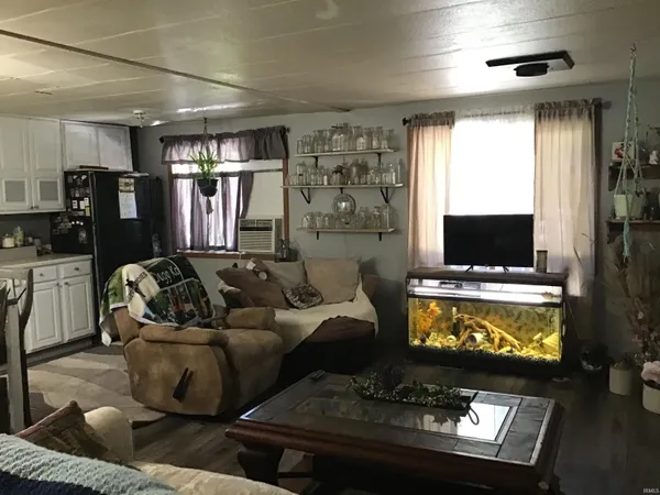 $125,000 | 2338 East Tanner Lane, Winamac, IN 46996