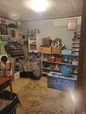 $125,000 | 2338 East Tanner Lane, Winamac, IN 46996