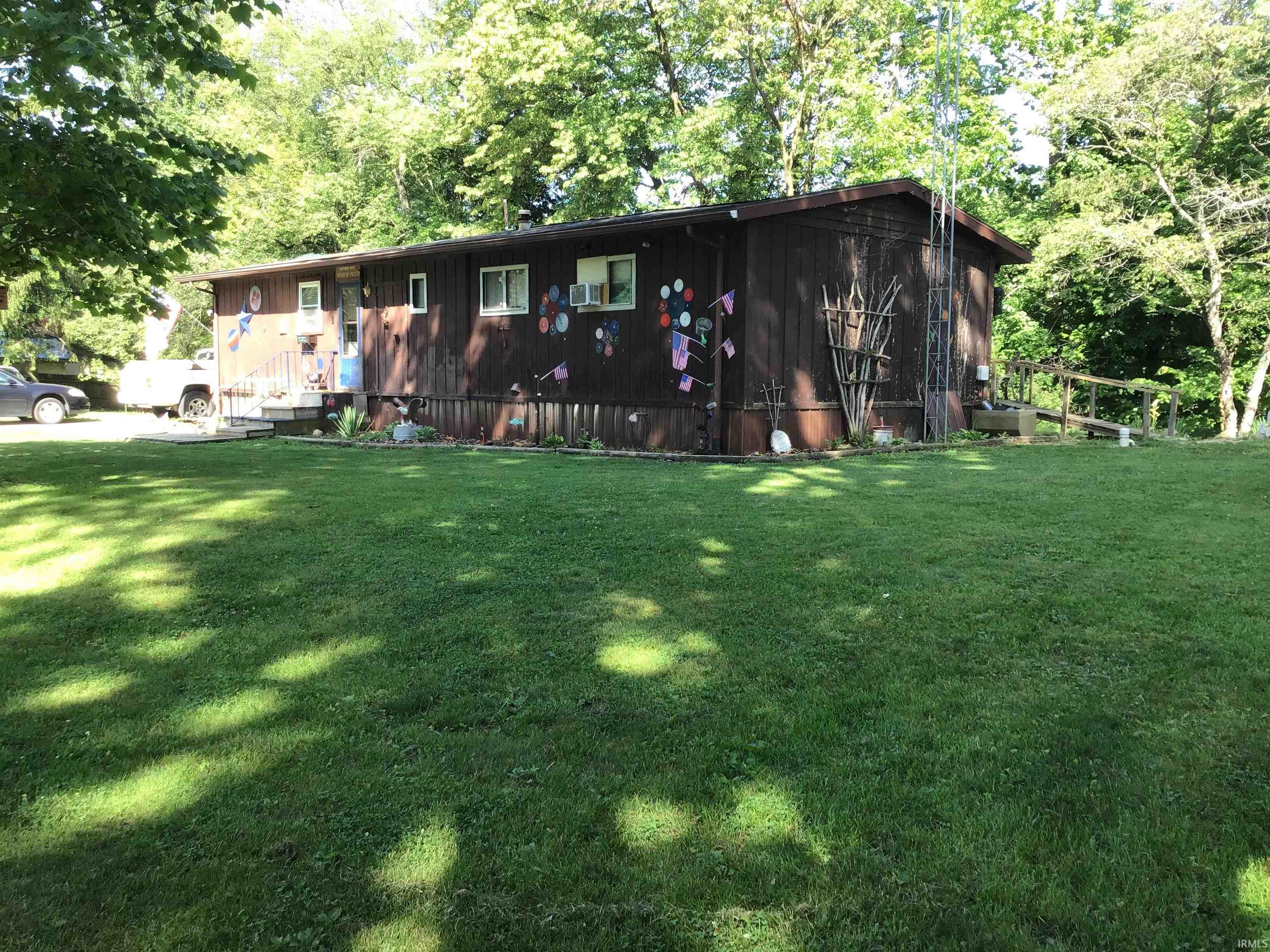 2338 East Tanner Lane Winamac, IN 46996 - Photo 3 of 23