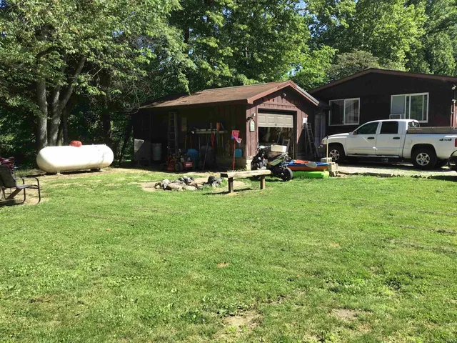 $125,000 | 2338 East Tanner Lane, Winamac, IN 46996