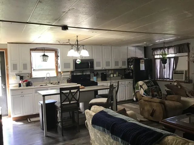 $125,000 | 2338 East Tanner Lane, Winamac, IN 46996