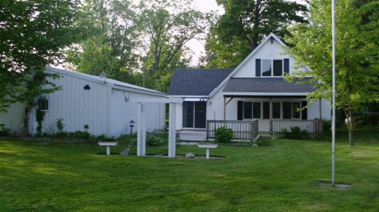 7475 Darlington Lake Road Hesperia, MI 49421 - Photo 1 of 23 Primary Photo