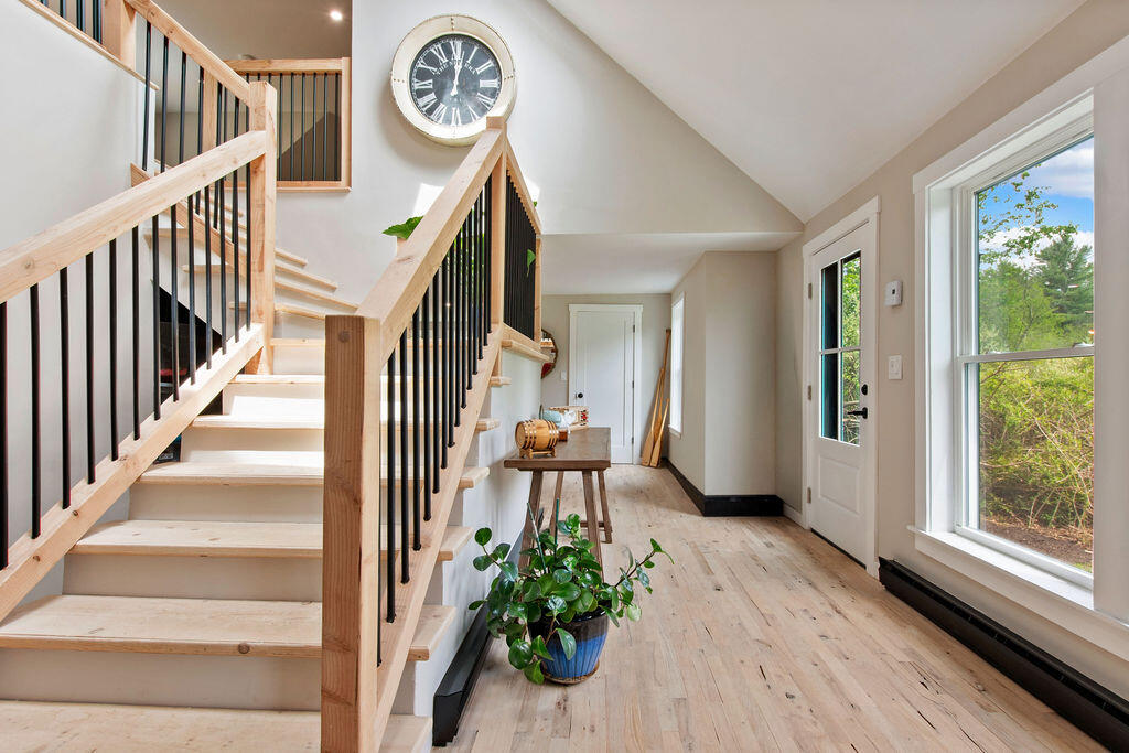 3 Bartlett Road Kittery, ME 03905 - Photo 25 of 70 Front Entry