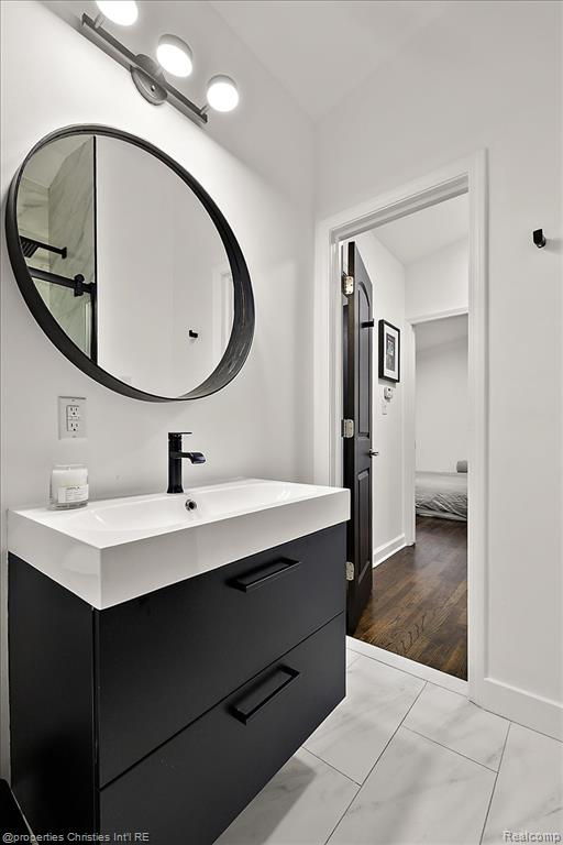 2011 Nakota Road Royal Oak, MI 48073 - Photo 19 of 27 Gallery Image 19