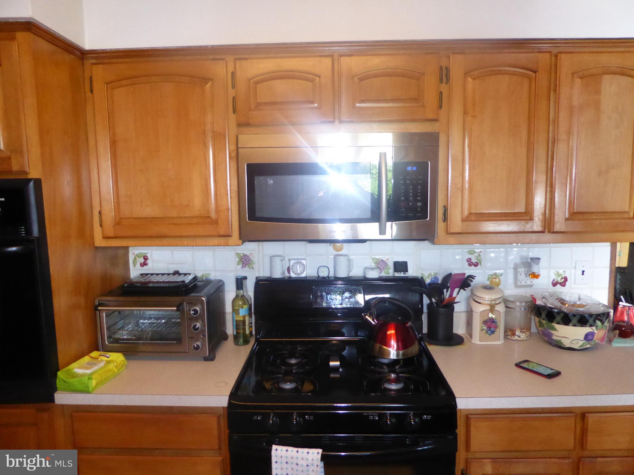 8506 Good Luck Road Lanham, MD 20706 - Photo 5 of 20 Kitchen
