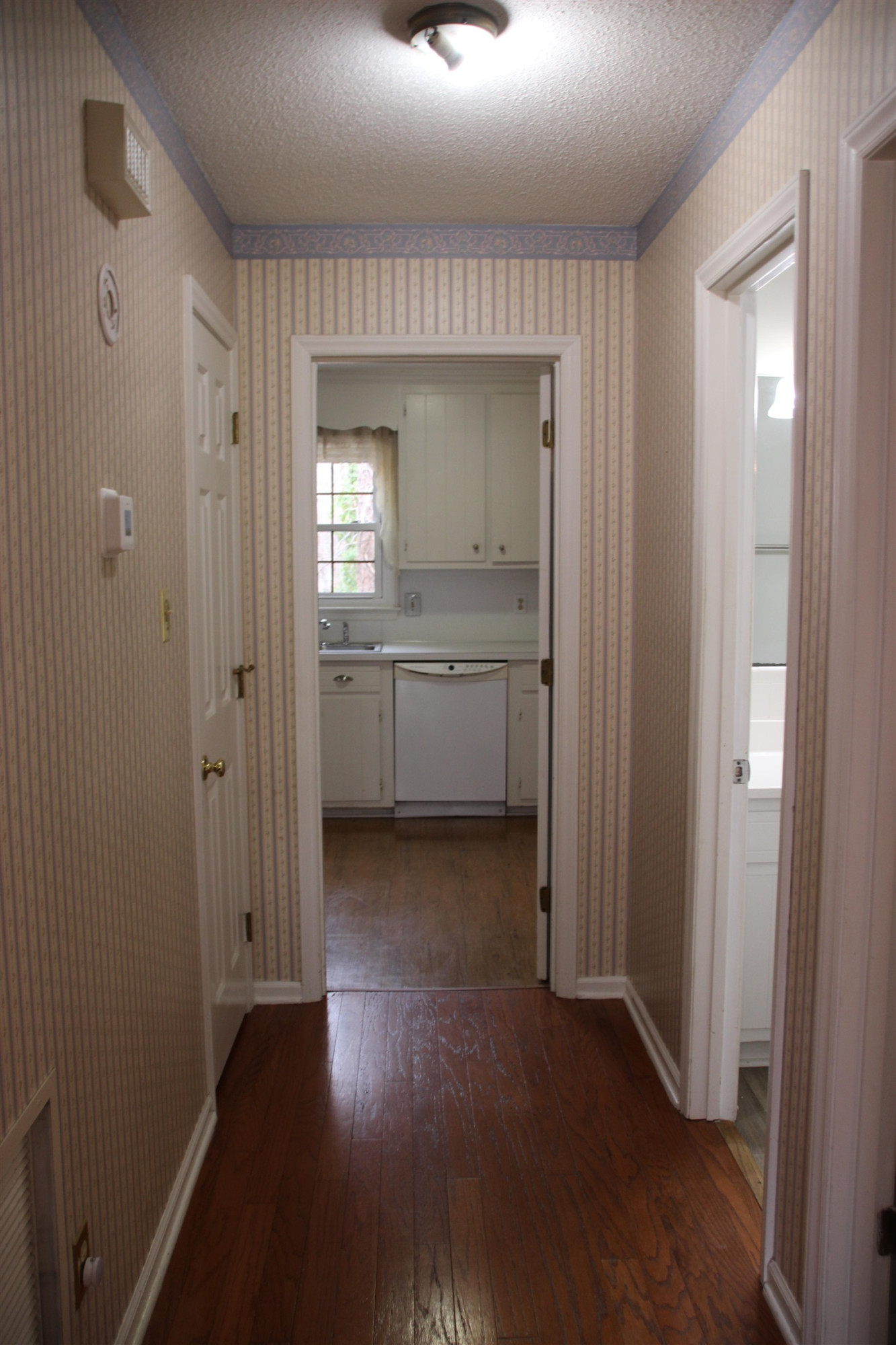 5715 Russell Road Durham, NC 27712 - Photo 5 of 49 Photo 11