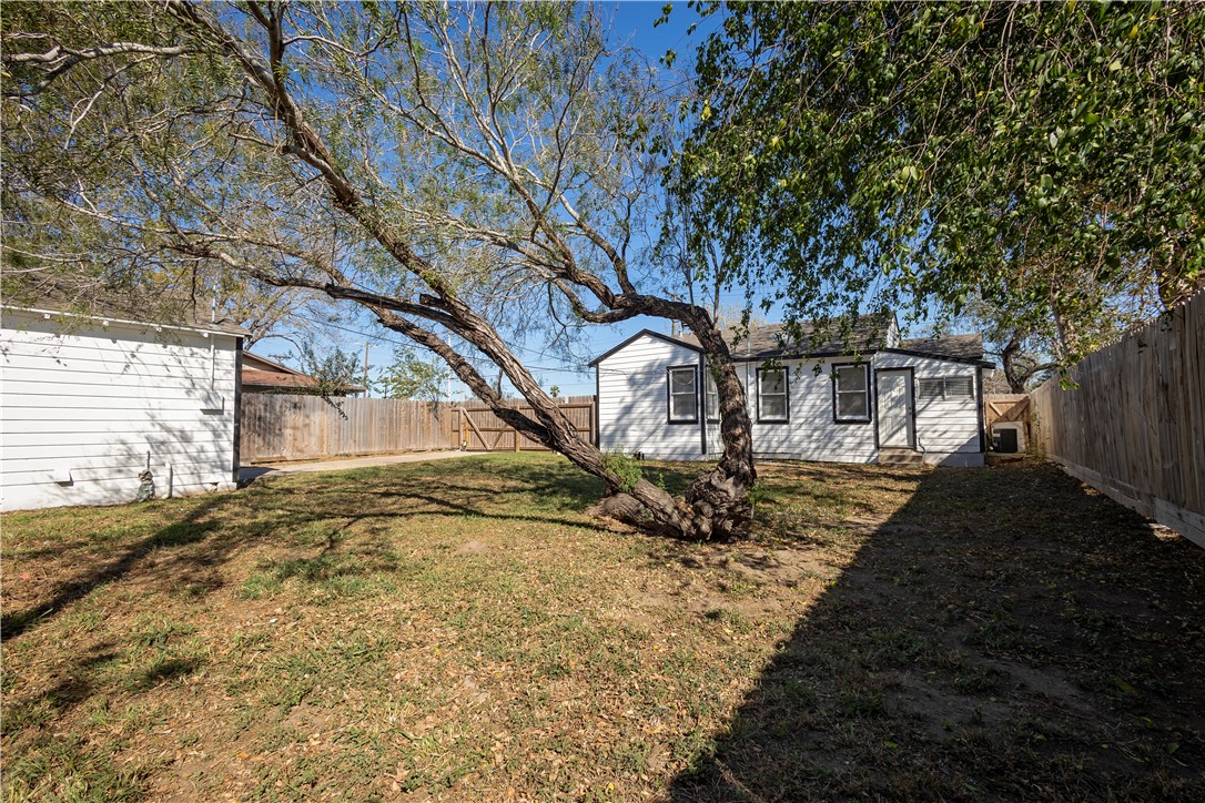 4505 Up River Road Corpus Christi, TX 78408 - Photo 14 of 18