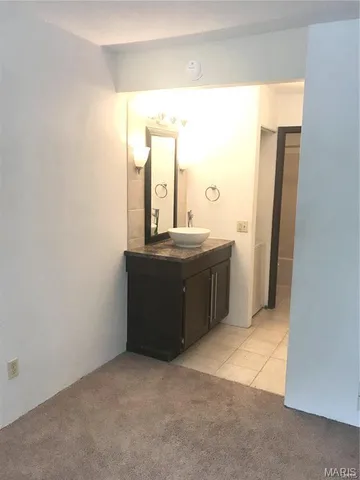 $850 | 69 Peachtree Lane, Fairview Heights, IL 62208