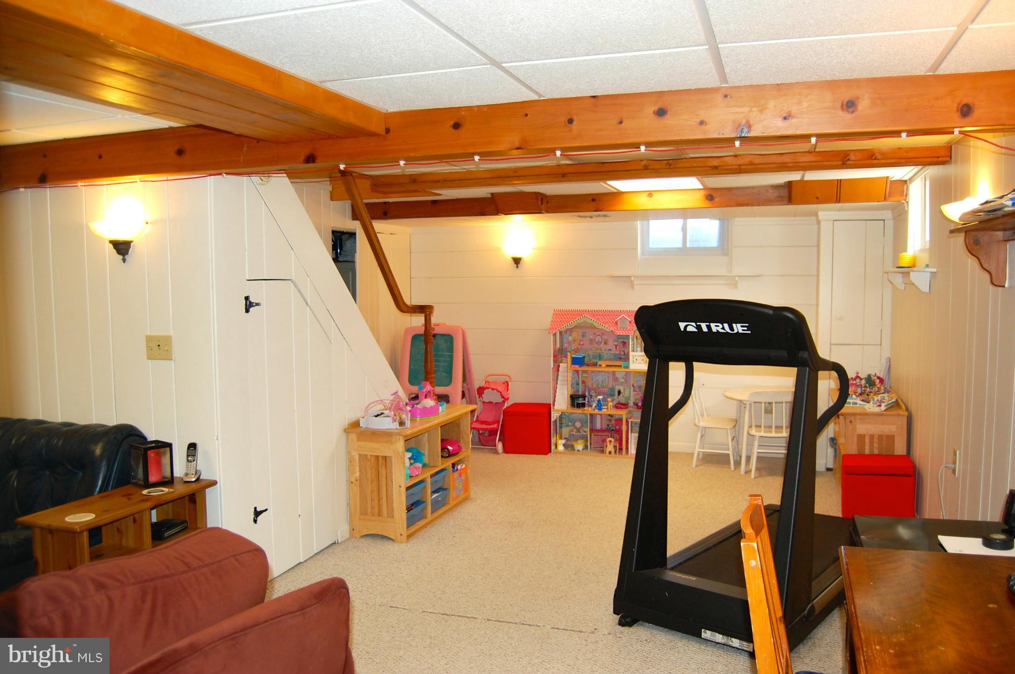 6510 Old Orchard Road Baltimore, MD 21239 - Photo 17 of 29 Interior (General)