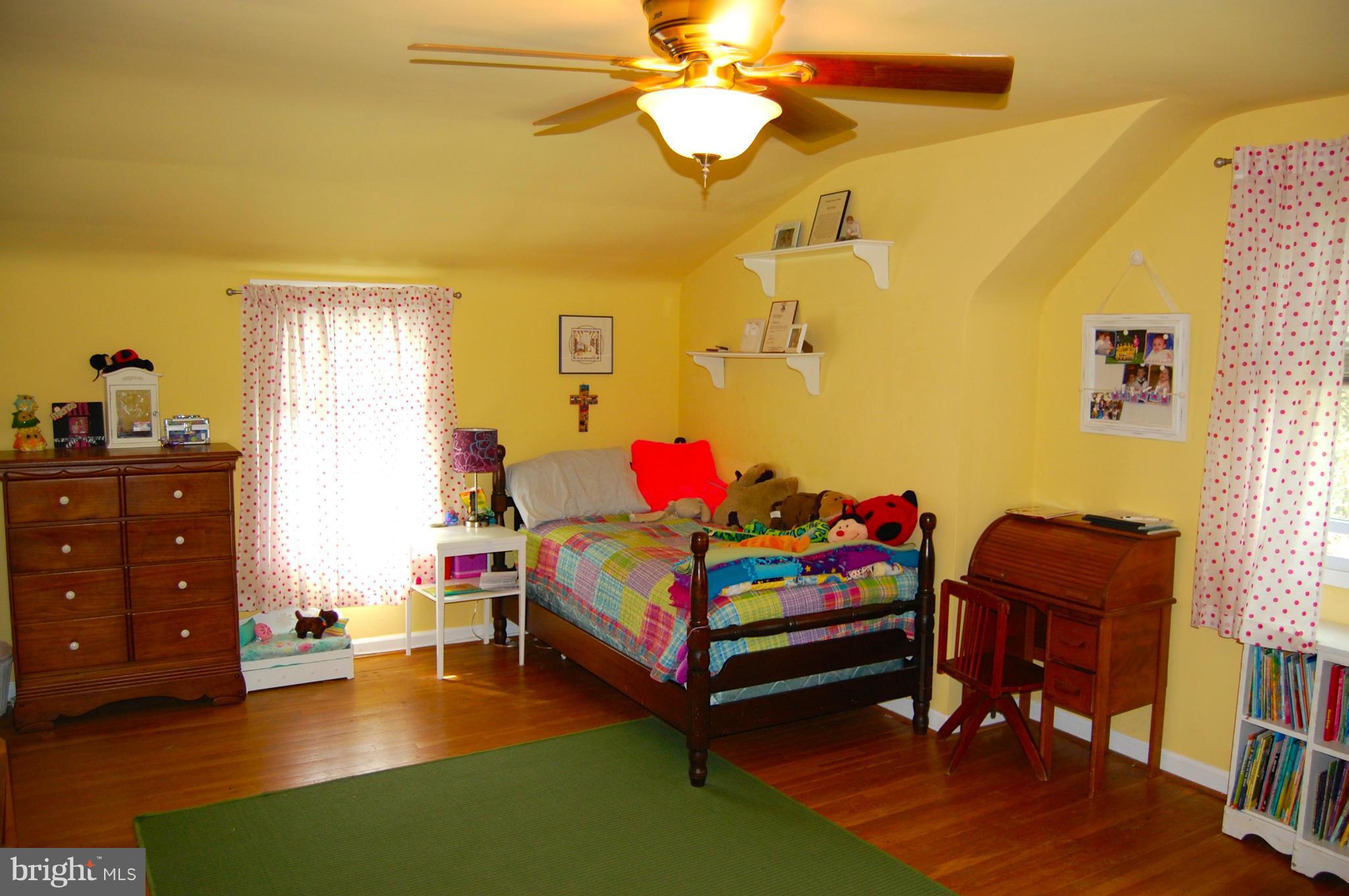6510 Old Orchard Road Baltimore, MD 21239 - Photo 22 of 29 Bedroom