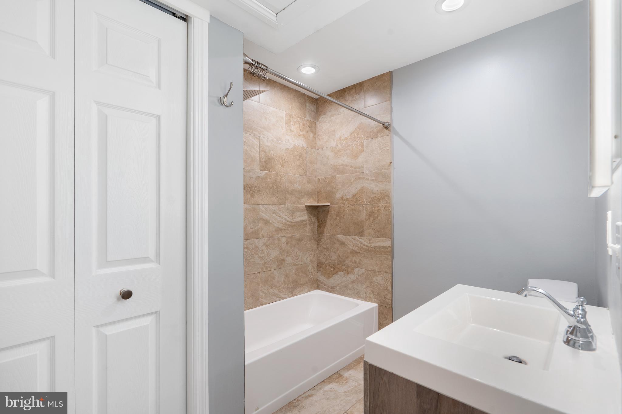 25 South Church Road, Unit 161 Maple Shade, NJ 08052 - Photo 12 of 23