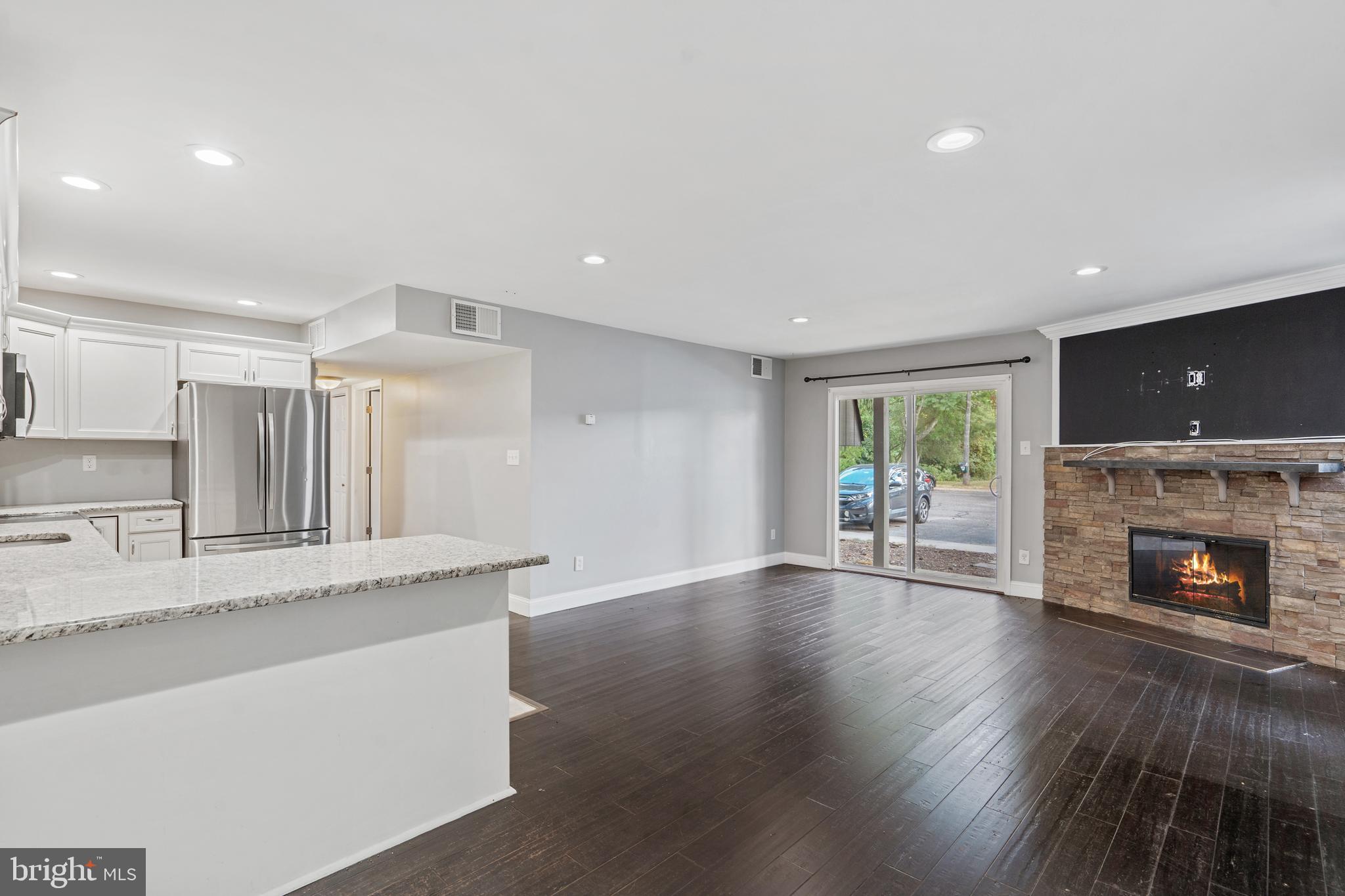 25 South Church Road, Unit 161 Maple Shade, NJ 08052 - Photo 2 of 23