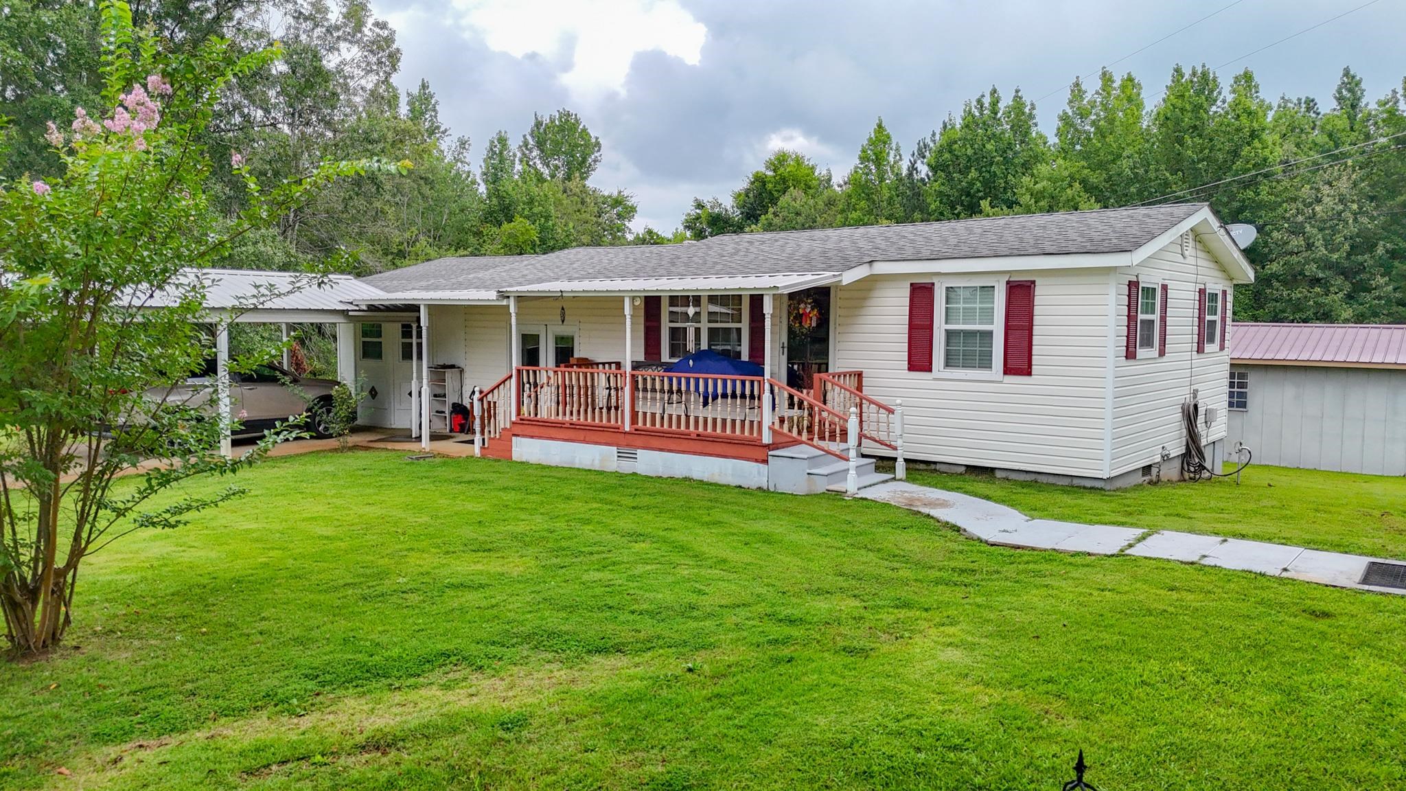 1679 Fulton Road Iuka, MS 38852 - Photo 2 of 18