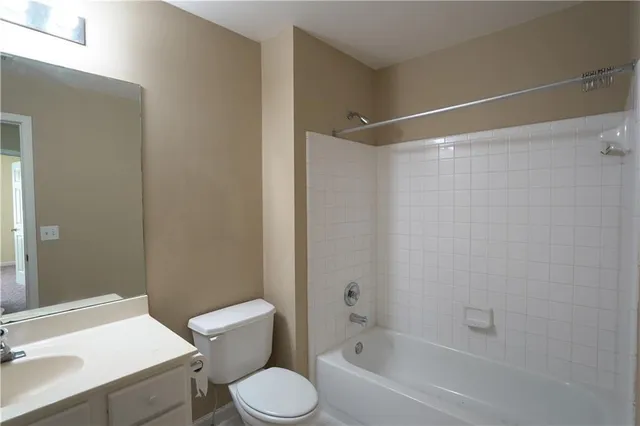 $2,995 | 9420 Coleherne Court, Alpharetta, GA 30022