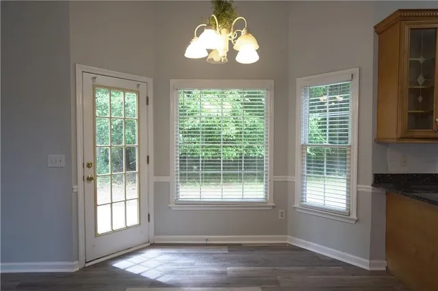 $2,995 | 9420 Coleherne Court, Alpharetta, GA 30022