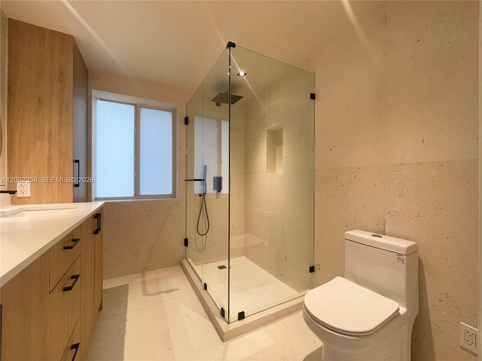 383 Southwest 25th Road Miami, FL 33129 - Photo 21 of 33 Gallery Image 21