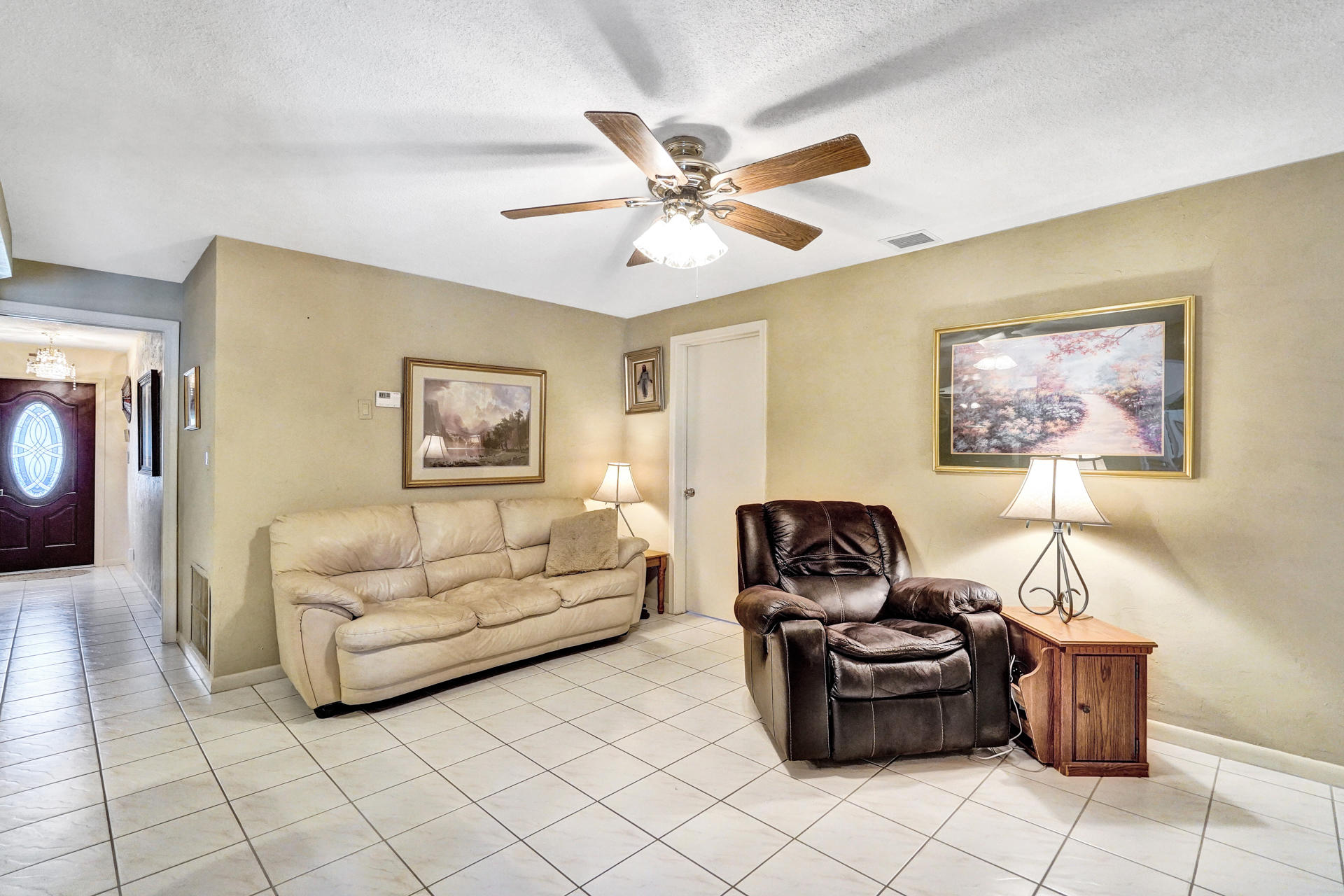 1521 Southwest 13th Drive Boca Raton, FL 33486 - Photo 38 of 45 DSC02068