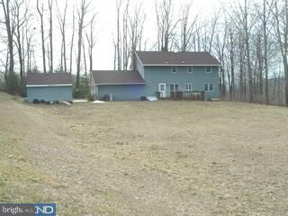 442 Miller Road Sinking Spring, PA 19608 - Photo 3 of 6