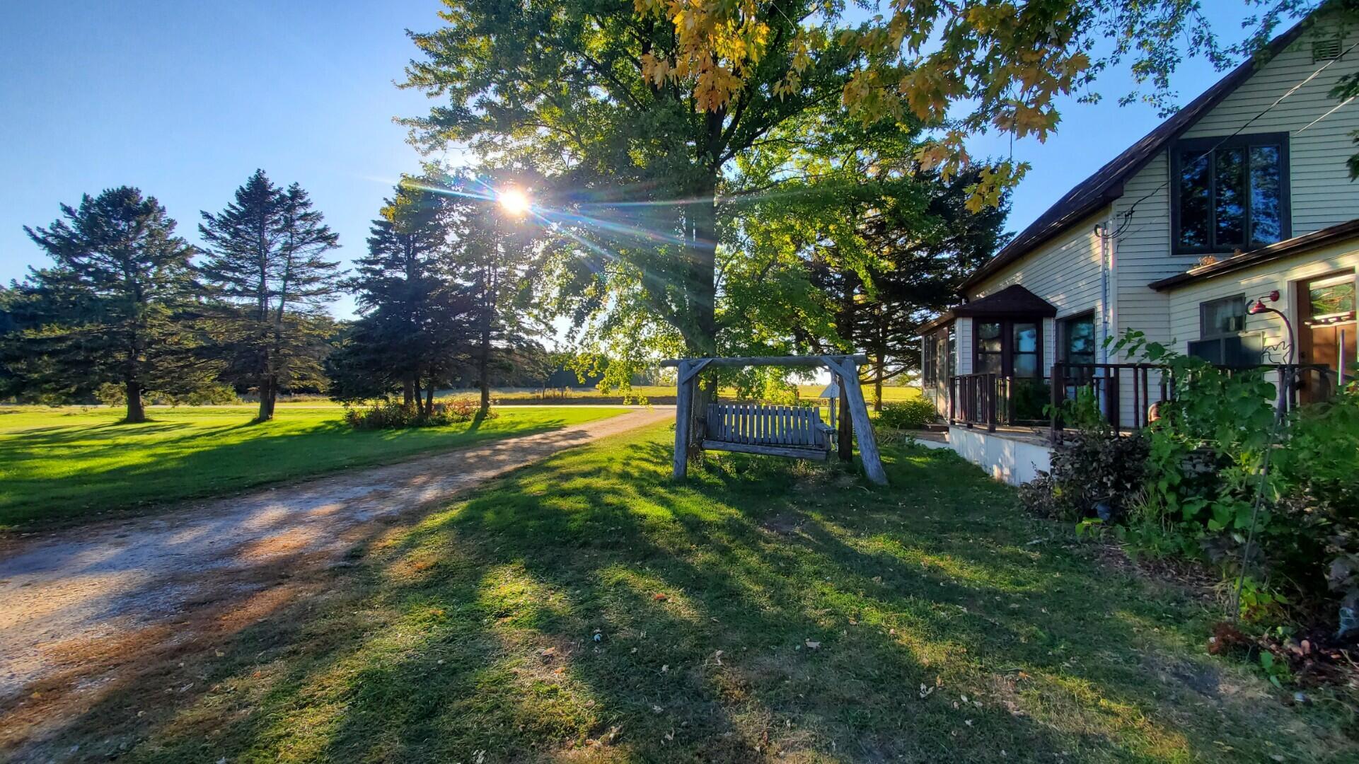 6876 Sauk Trail Road, Cedar Grove, WI 53013 Compass