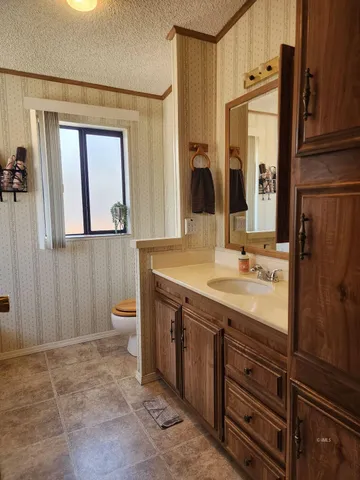 $320,000 | 340 South Washington Street, Independence, CA 93526