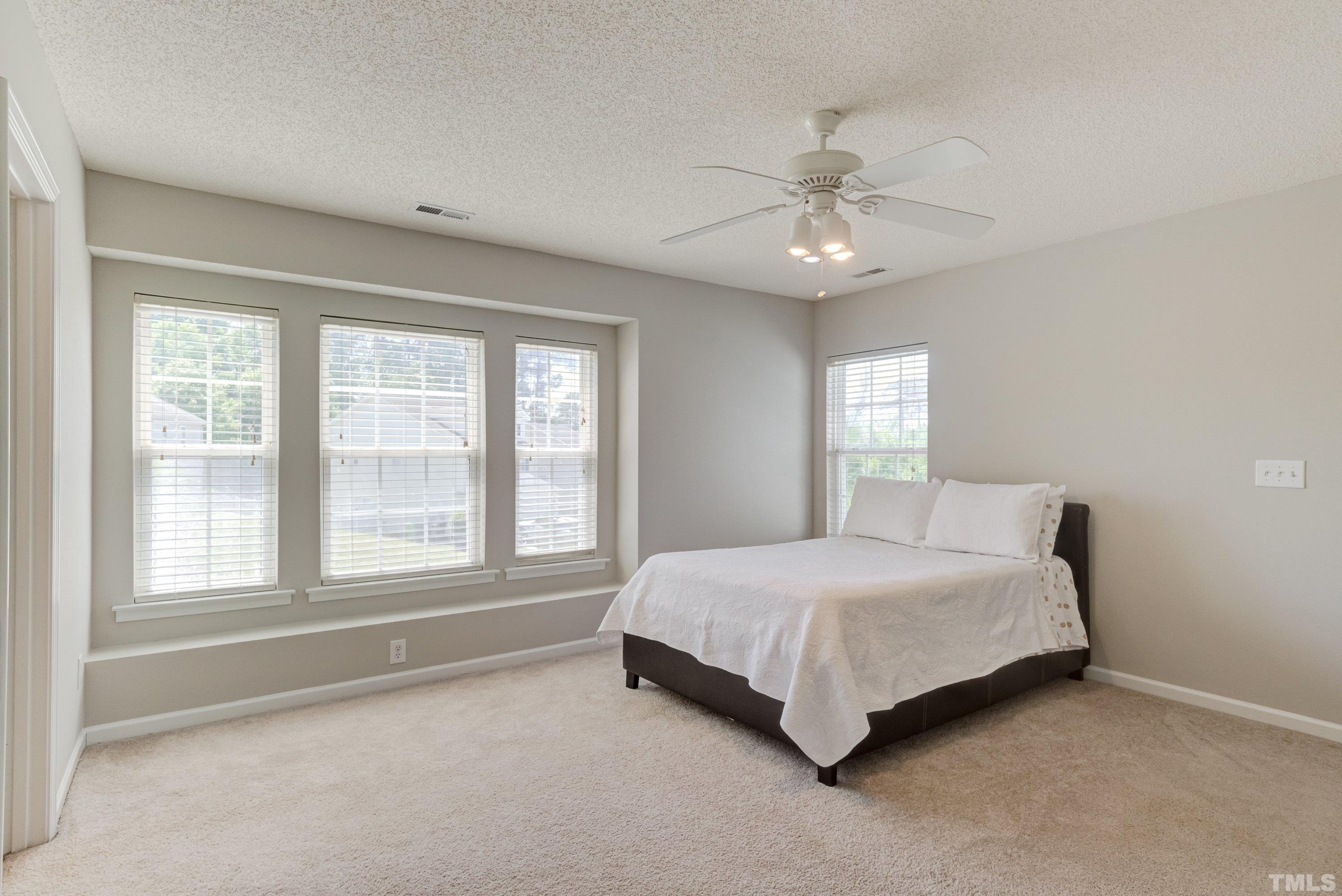 8134 Cohosh Court Raleigh, NC 27616 - Photo 7 of 14 Gallery Image 7