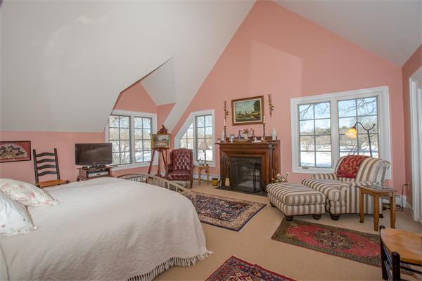 65 Lincoln Road Wellesley, MA 02481 - Photo 15 of 22
