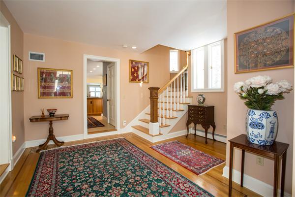 65 Lincoln Road Wellesley, MA 02481 - Photo 3 of 22