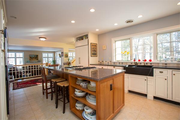 65 Lincoln Road Wellesley, MA 02481 - Photo 7 of 22