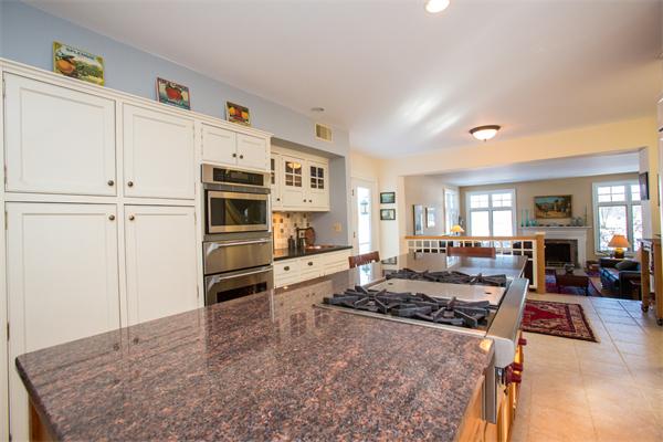 65 Lincoln Road Wellesley, MA 02481 - Photo 9 of 22