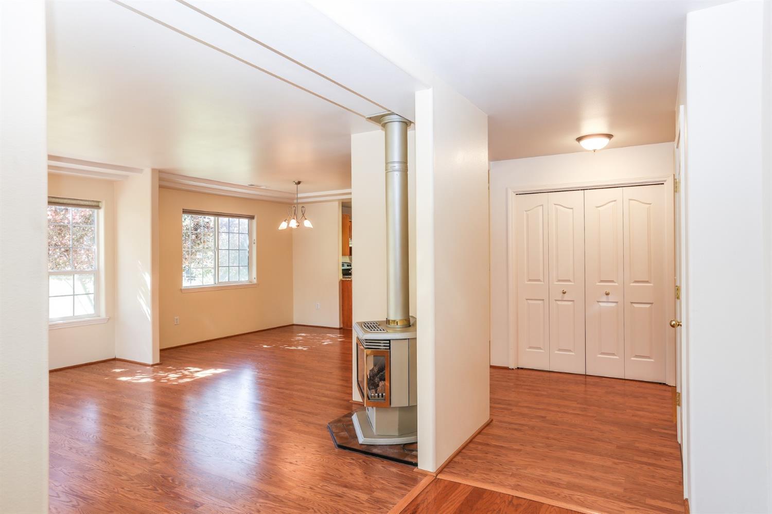 315 Randy Street Ashland, OR 97520 - Photo 9 of 20 Additional Photo