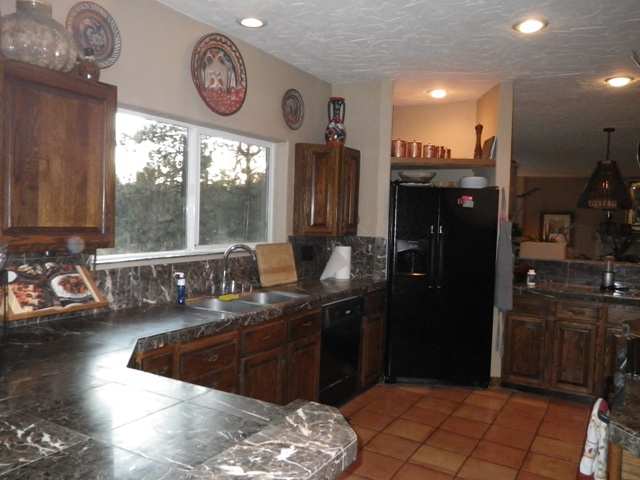 415 South Russell Road Spokane, WA 99224 - Photo 4 of 9