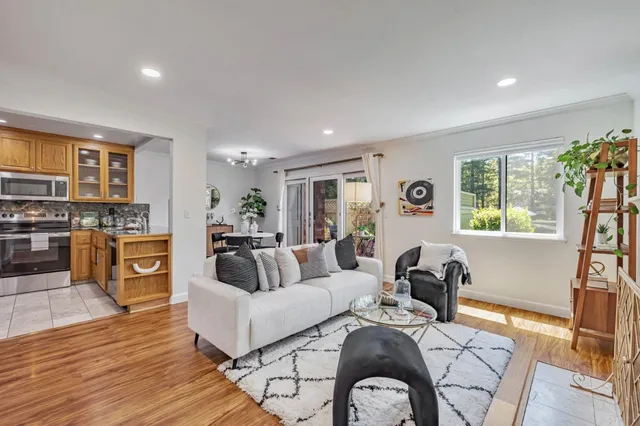 $529,900 | 2907 La Terrace Circle, San Jose, CA 95123