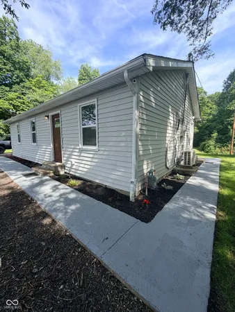 $230,000 | 6789 East Co Road 950 North, Sunman, IN 47041