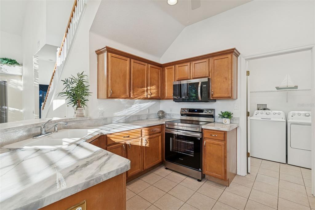 1604 Fieldfare Court Dunedin, FL 34698 - Photo 12 of 46