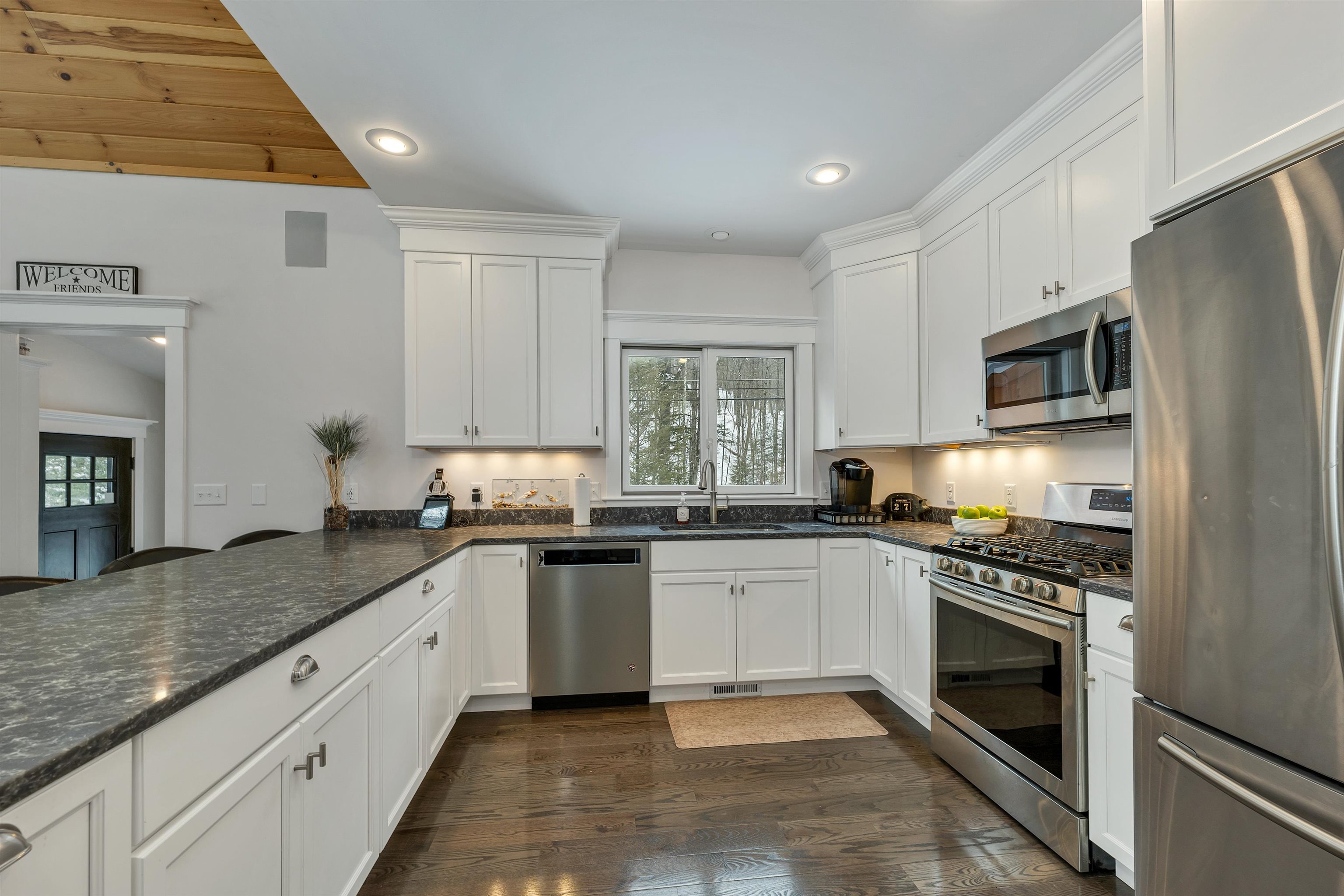 196 Town Hall Road Bartlett, NH 03845 - Photo 10 of 40