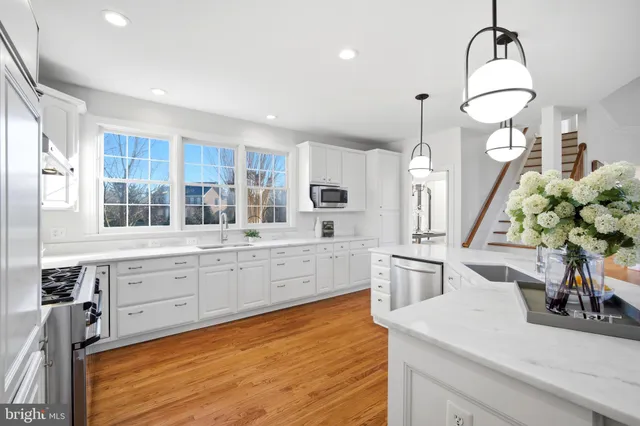 $1,799,900 | 11866 Timber Knoll Court, Herndon, VA 20170