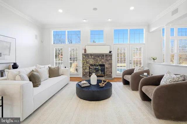 $1,799,900 | 11866 Timber Knoll Court, Herndon, VA 20170