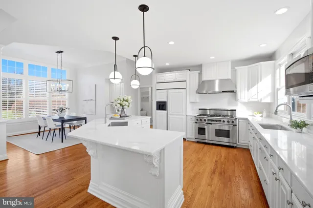 $1,799,900 | 11866 Timber Knoll Court, Herndon, VA 20170