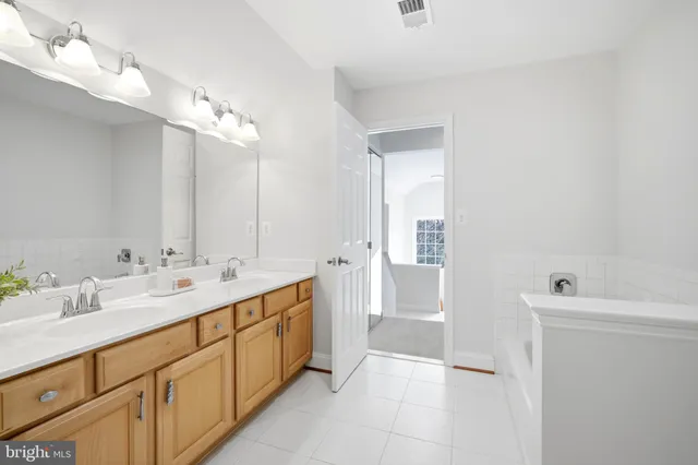 $1,799,900 | 11866 Timber Knoll Court, Herndon, VA 20170