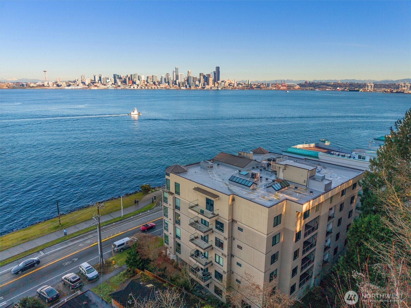 1005 Harbor Avenue Southwest, Unit 400 Seattle, WA 98116 - Photo 30 of 39 a view of a balcony with an outdoor space