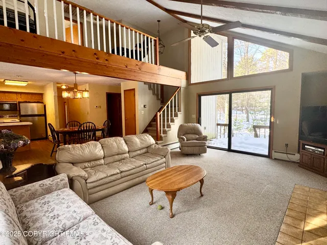 $399,000 | 59 Chestnut Road, Lake Harmony, PA 18624