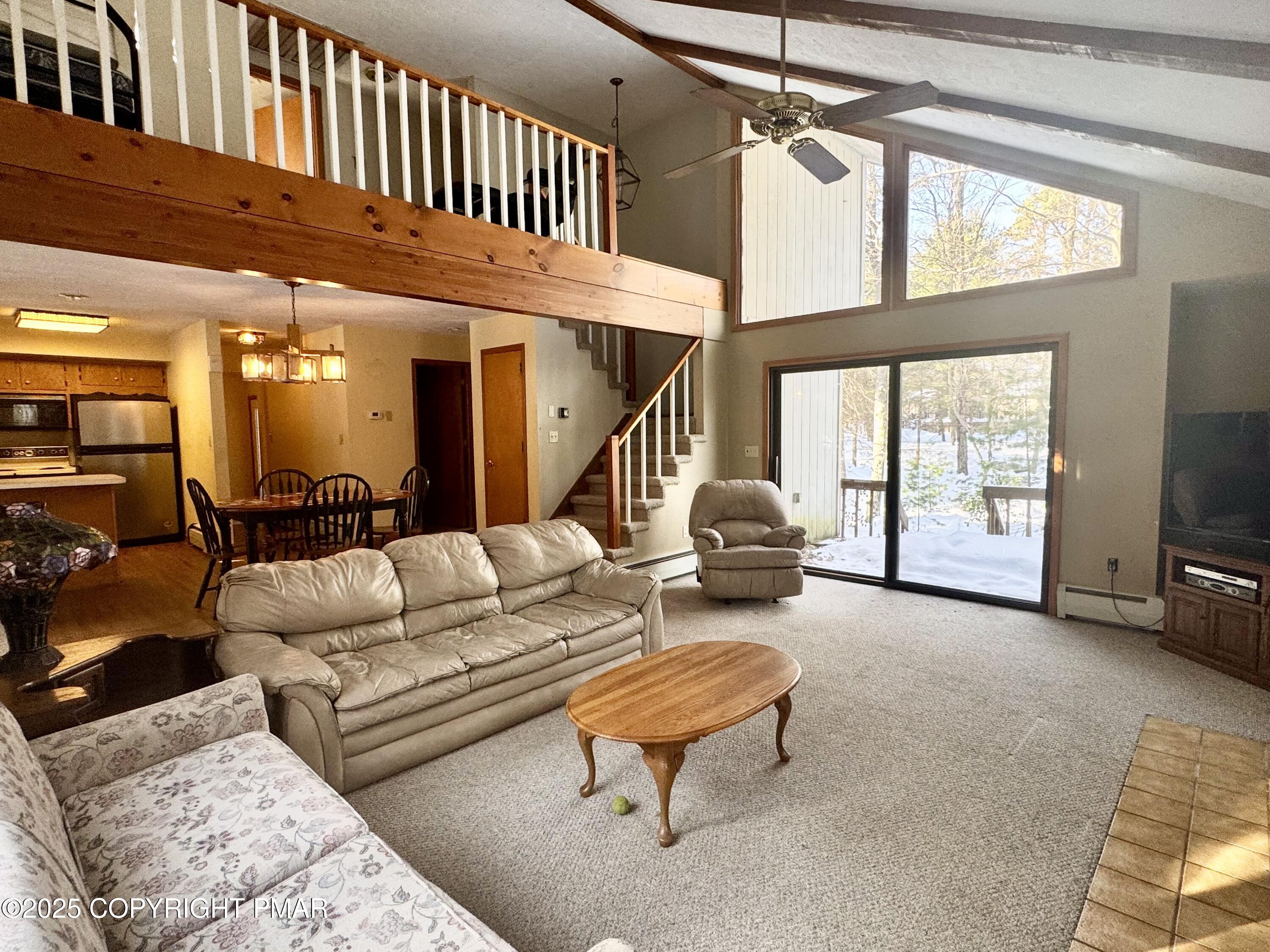 59 Chestnut Road Lake Harmony, PA 18624 - Photo 15 of 33 living room / l